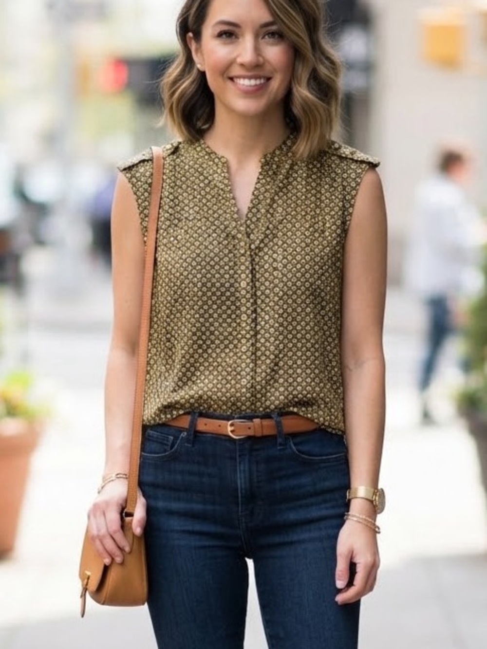 Banana Republic Olive Patterned Sleeveless Blouse